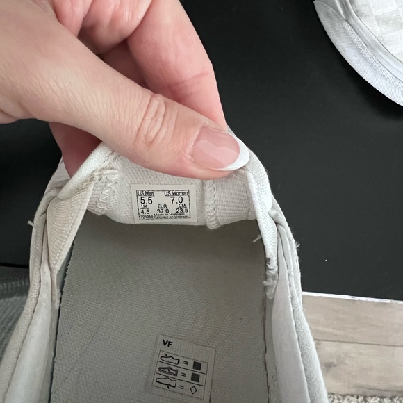 Vans Classic White Slip-On Shoes - Picture 2 of 2